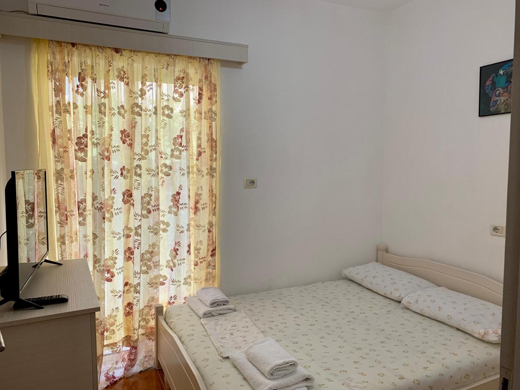 Vaso Apts Sarandë Eksteriør billede